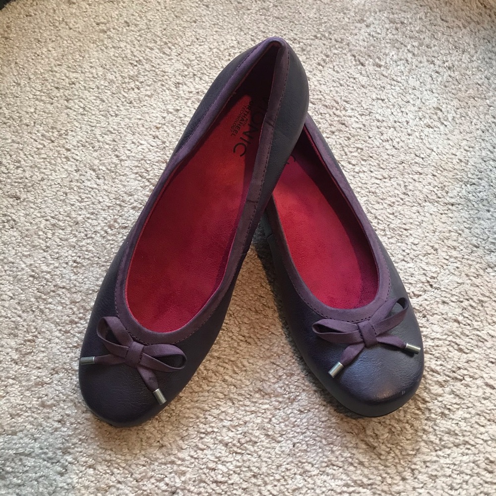Vionic Orthaheel Shoes size 11